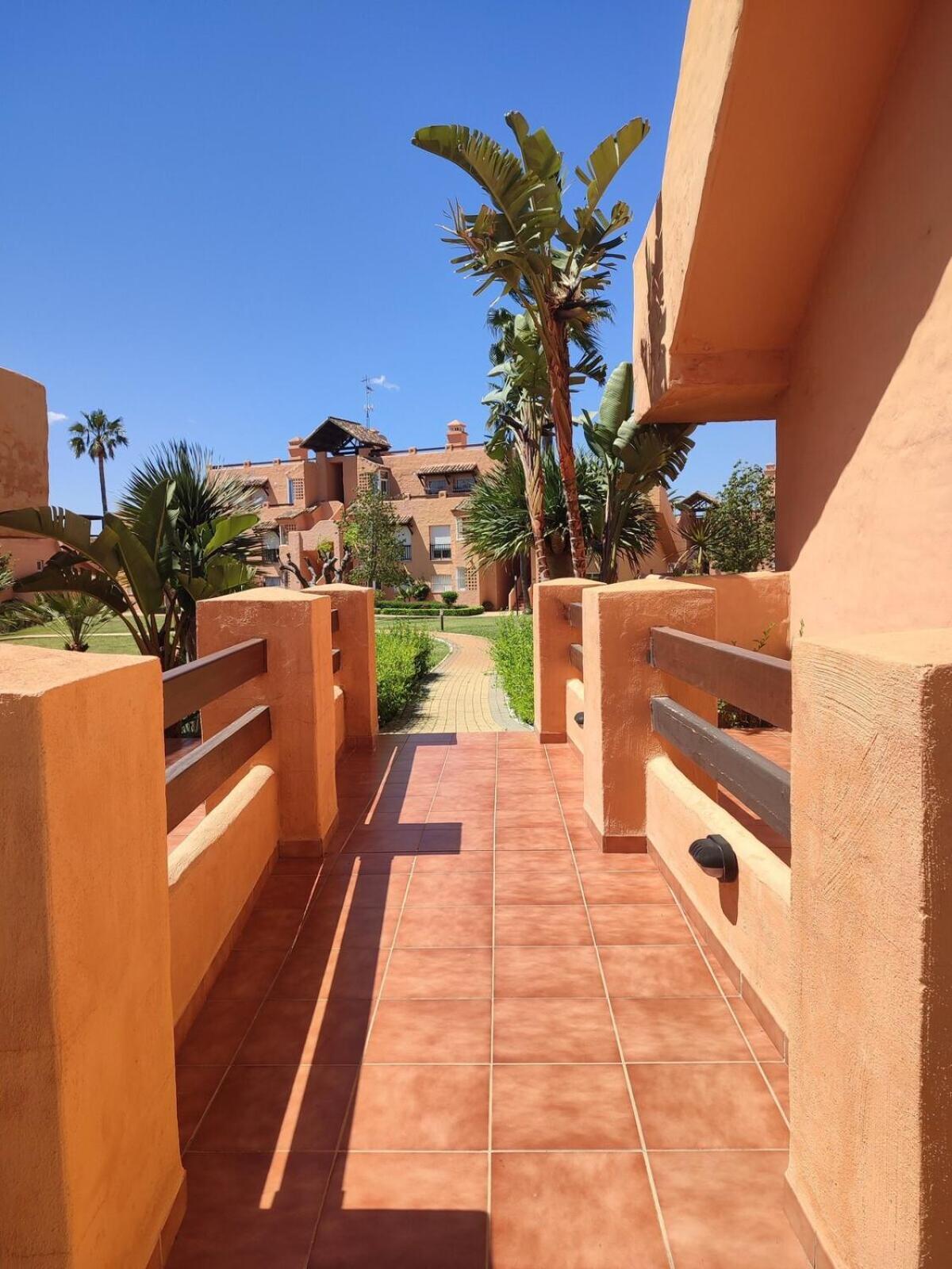Casares Del Sol Apartment Екстериор снимка