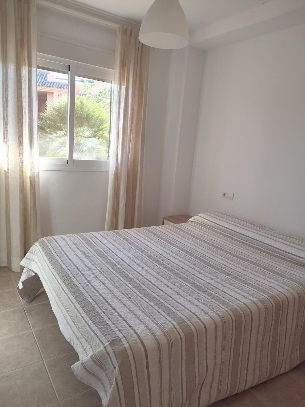 Casares Del Sol Apartment Екстериор снимка